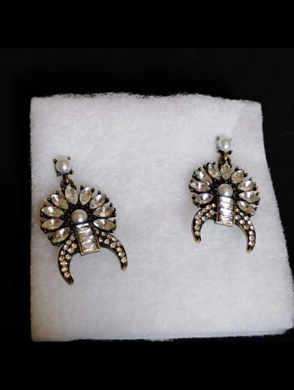 Beautiful Bohemian-style statement earrings Rhinestone